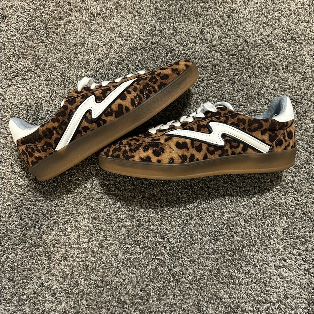 Cheeta Print Women's Sneakers